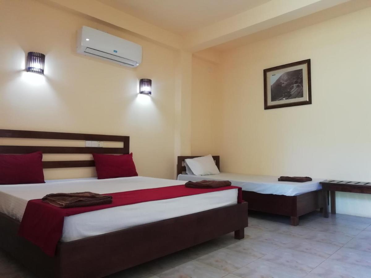 Dream Day Leisure Homes Sigirîya Extérieur photo