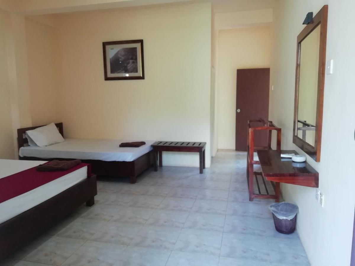 Dream Day Leisure Homes Sigirîya Extérieur photo