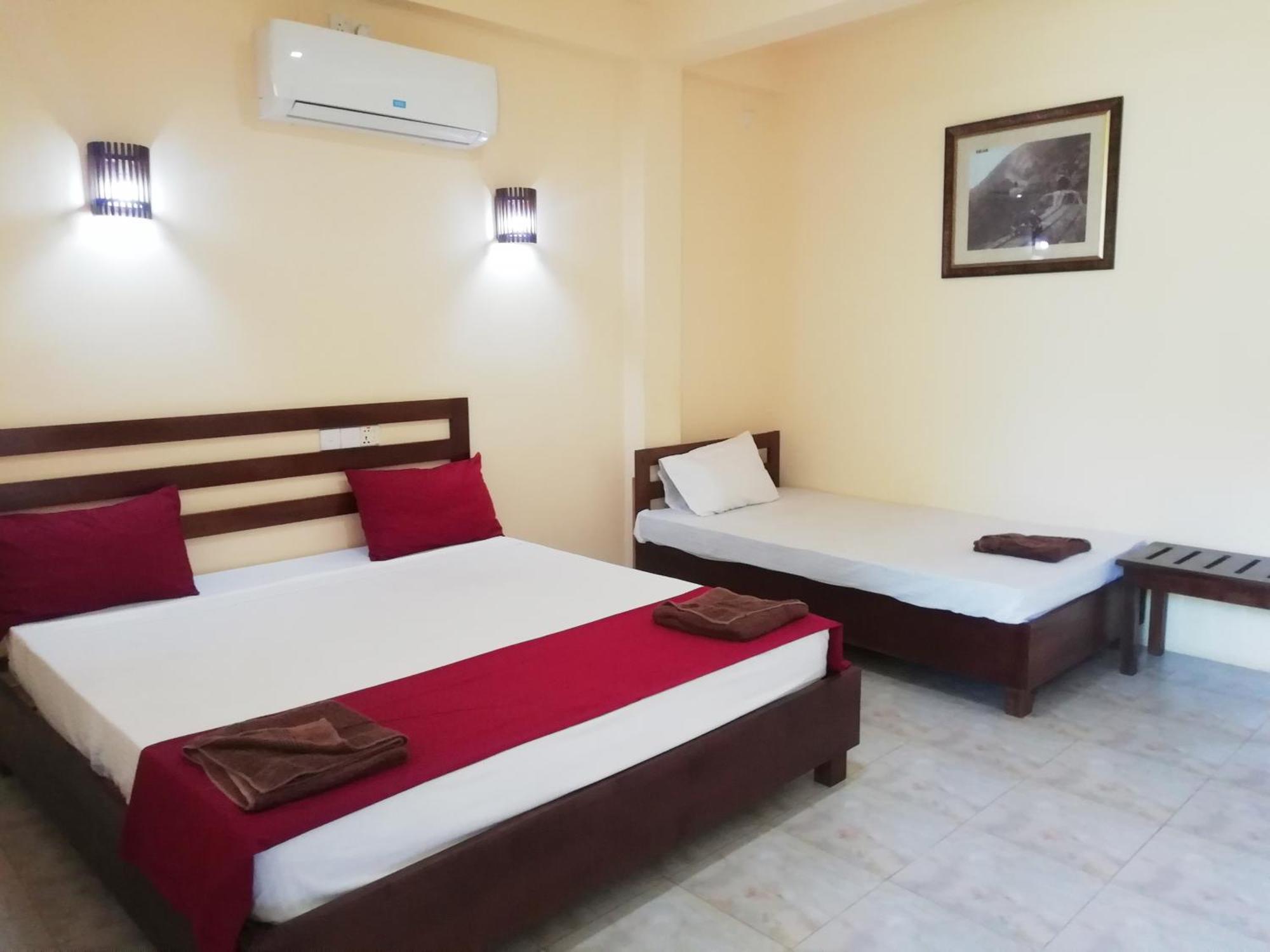 Dream Day Leisure Homes Sigirîya Extérieur photo